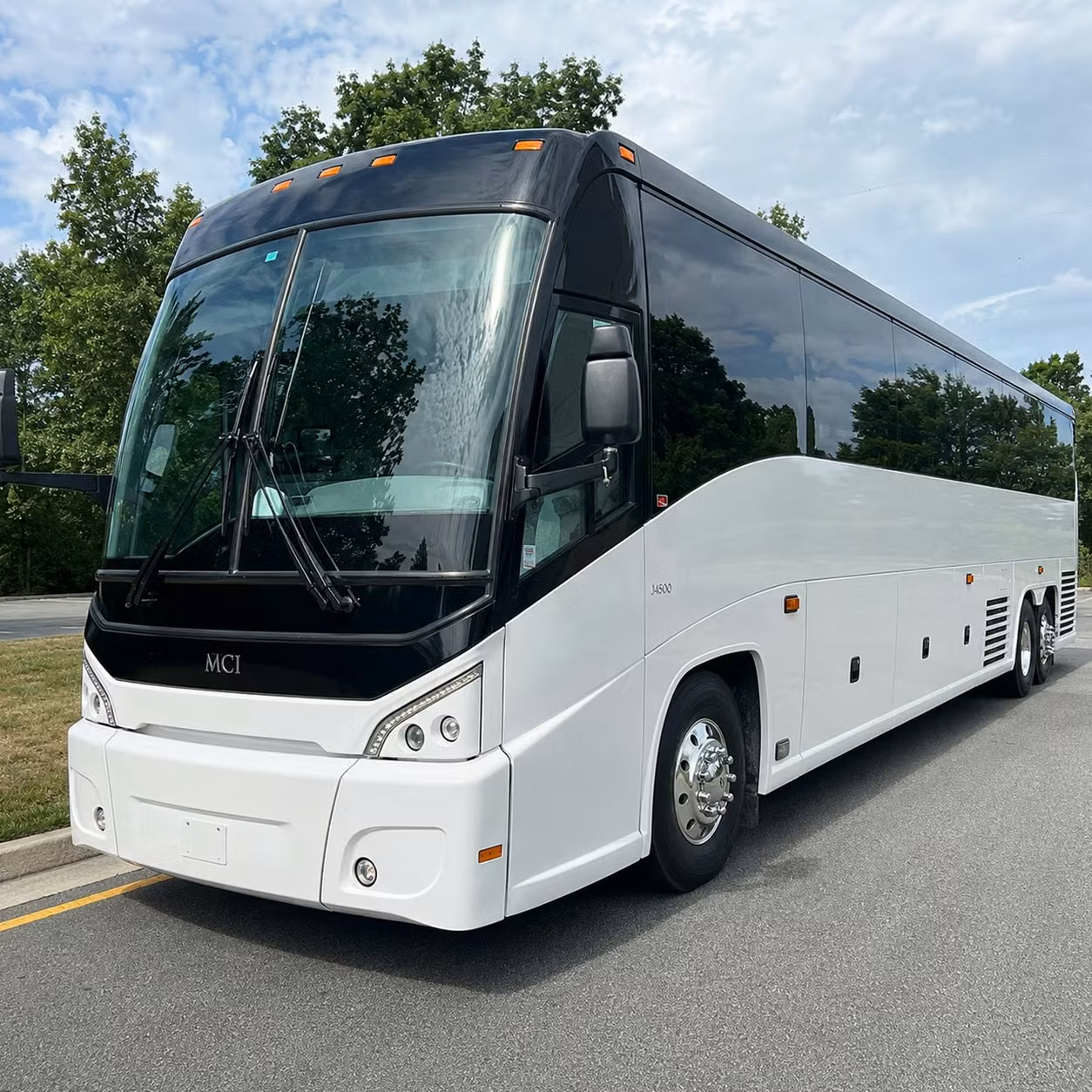 austin groups love long distance charter bus rentals for texas road trips