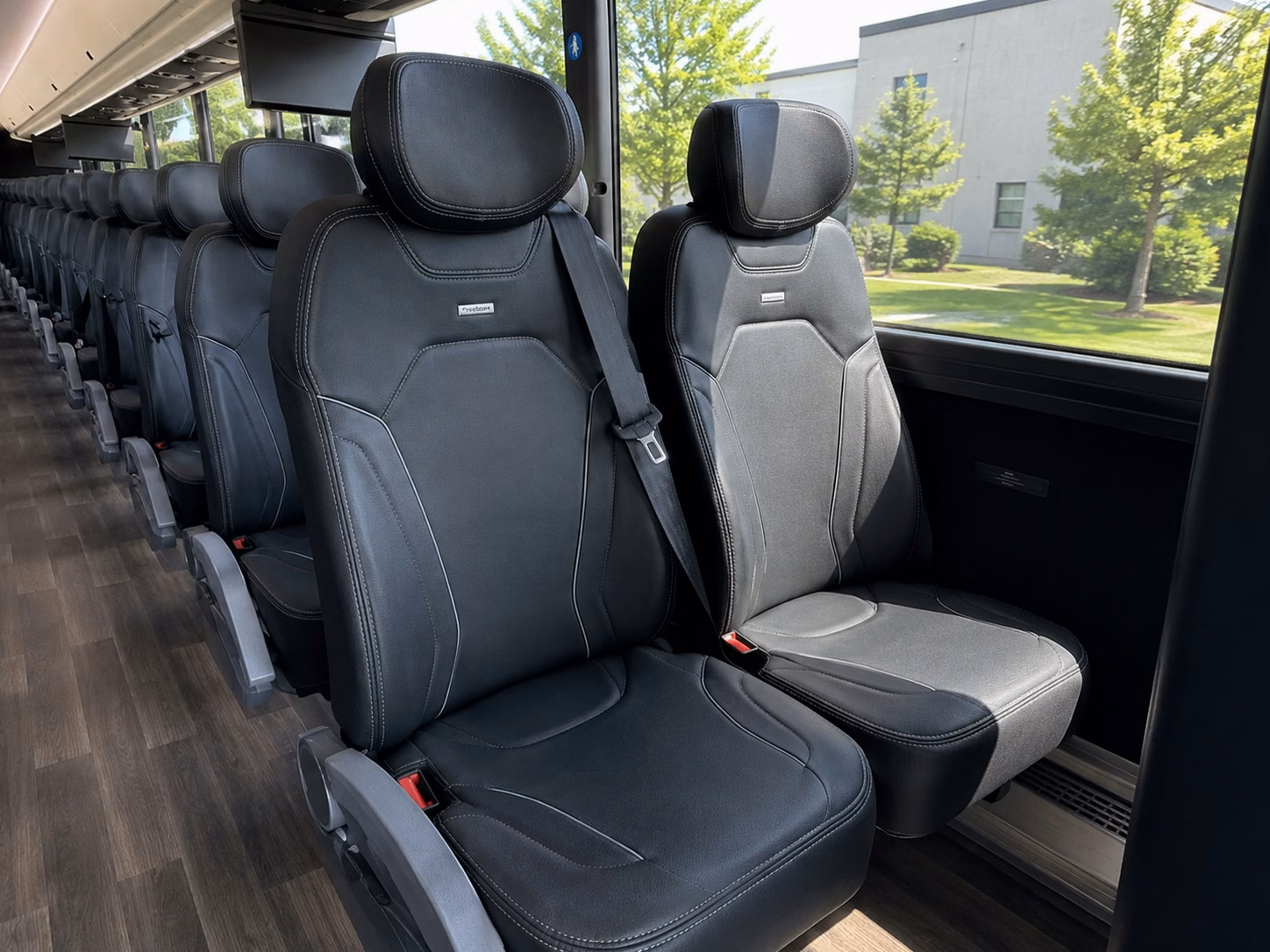 shuttle buses for austin s most popular wedding venues